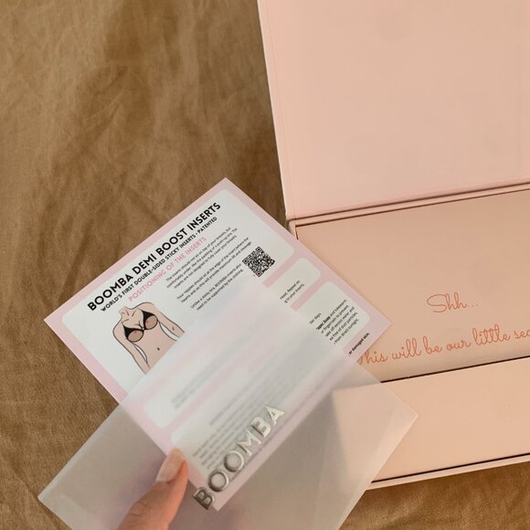 BOOMBA Cream Adhesive Bra Inserts - Picture 4 of 8